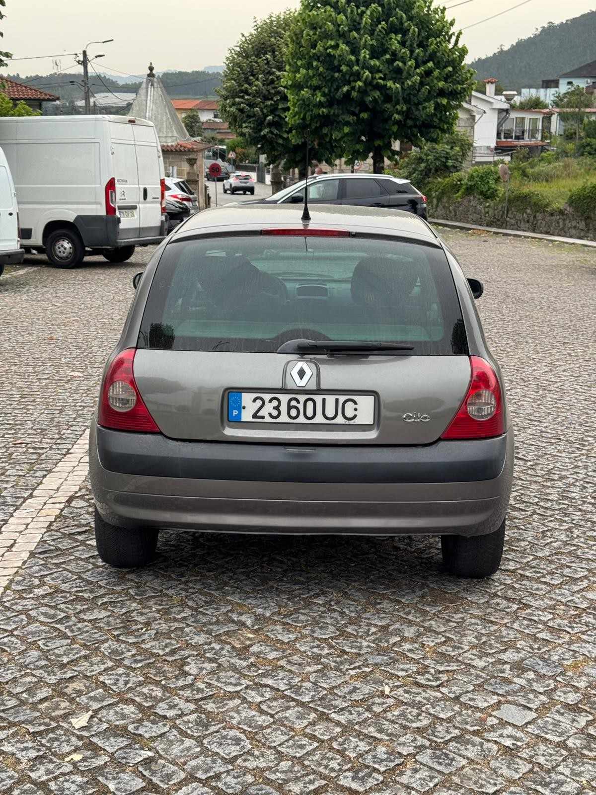 renault-clio-2002-diesel-1461cc