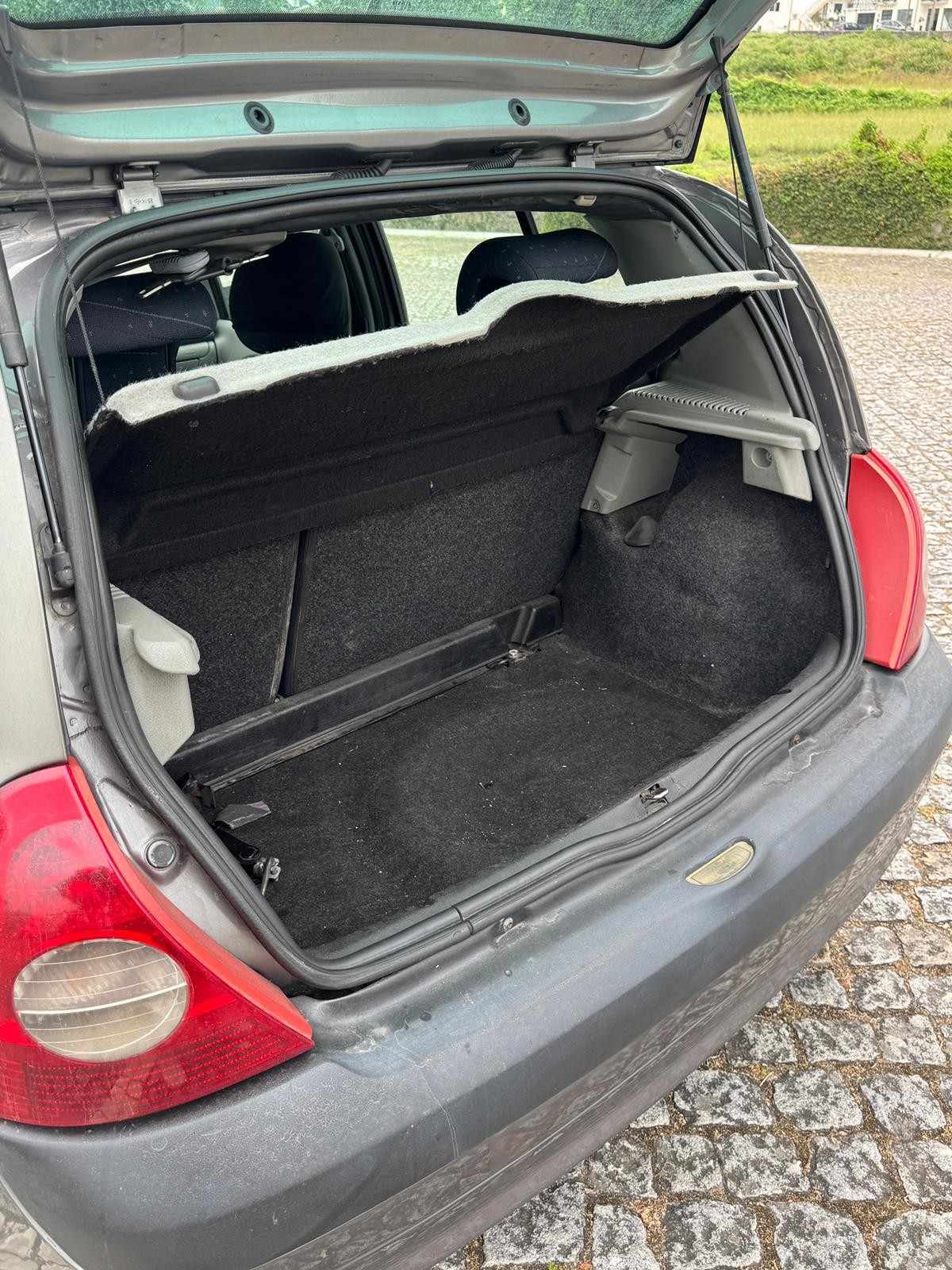 renault-clio-2002-diesel-1461cc