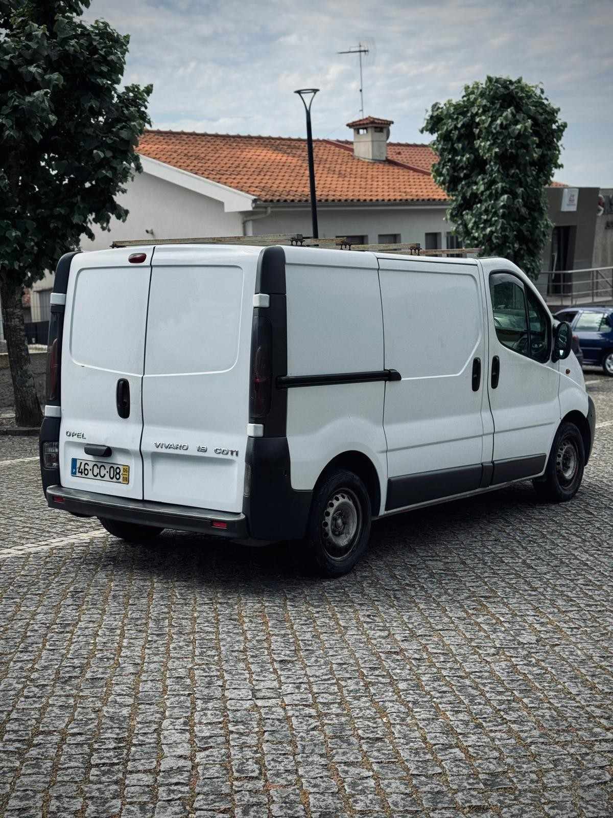 opel-vivaro-2006-diesel-1870cc