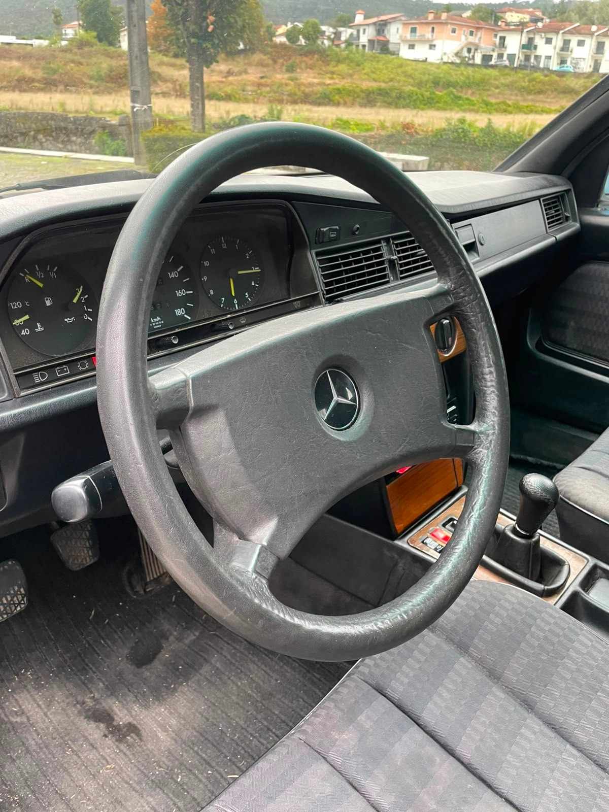 mercedes-benz-190-1989-diesel-1997cc