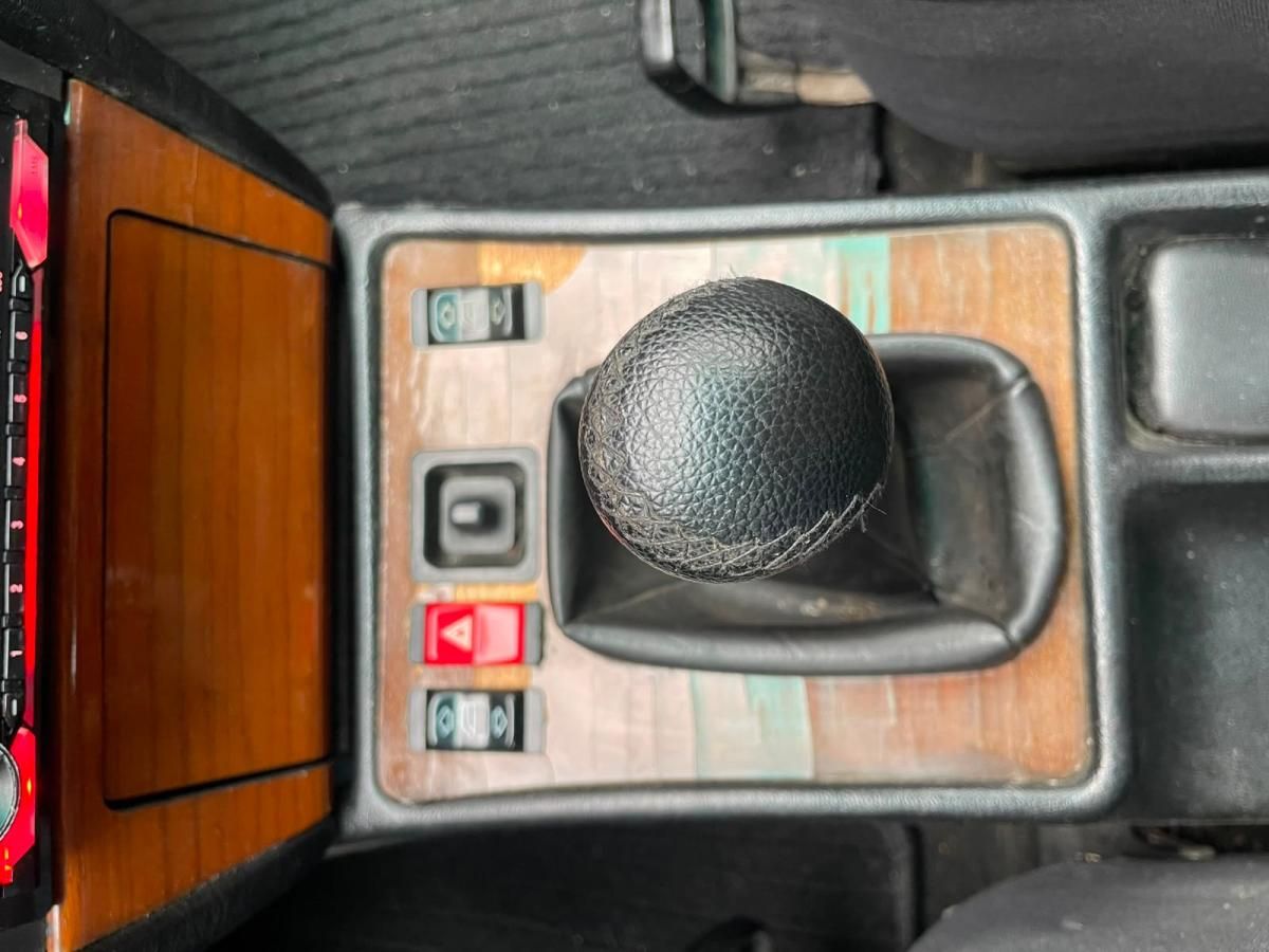 mercedes-benz-190-1989-diesel-1997cc