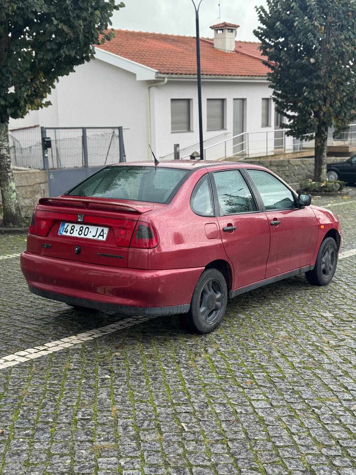 seat-cordoba-1997-gasolina-998cc