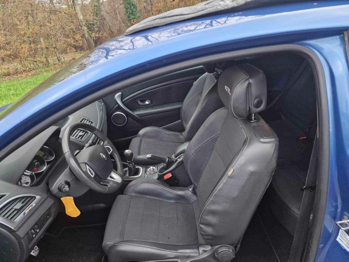renault-megane-coupe-2010-diesel-1461cc