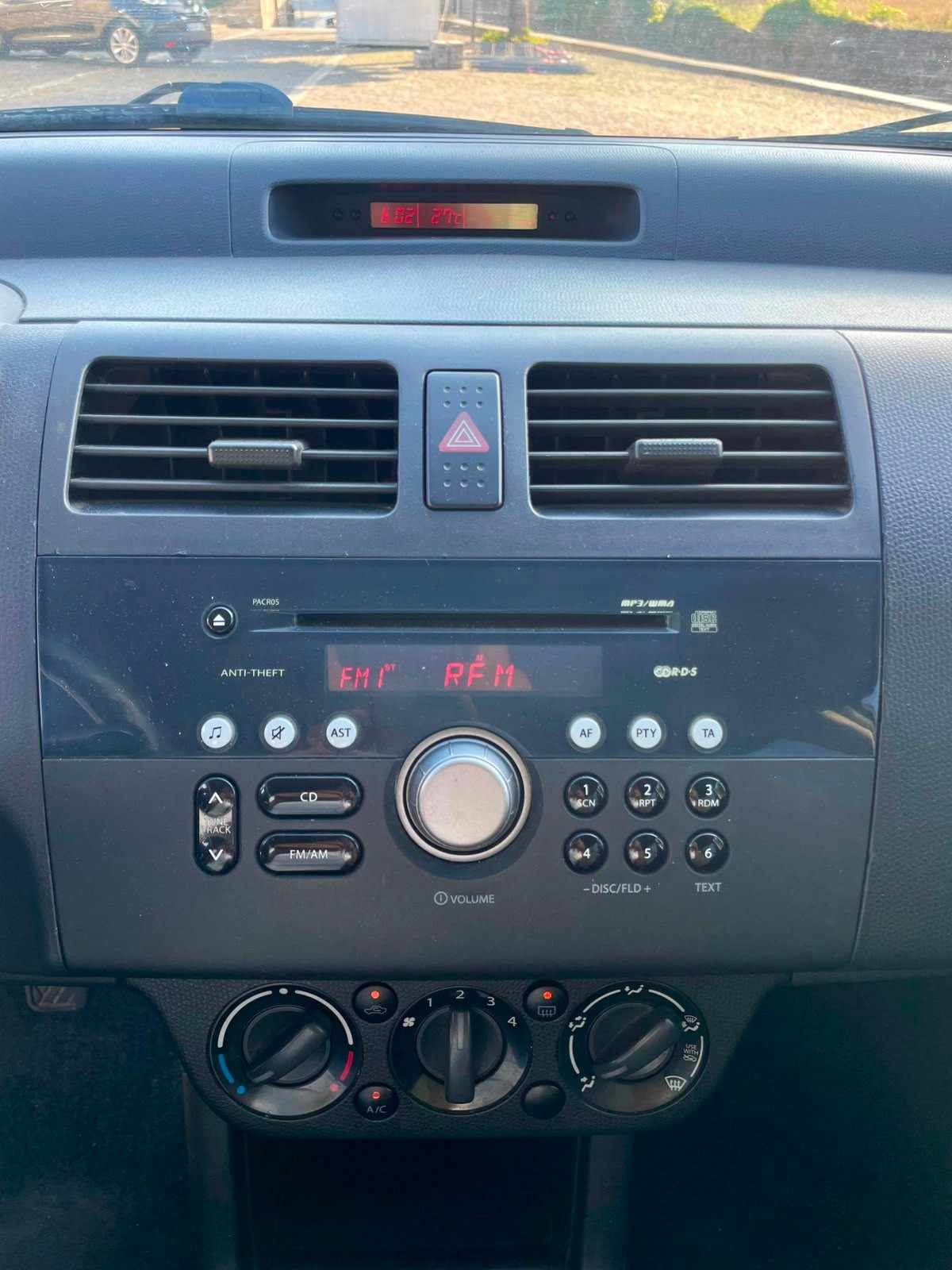 suzuki-swift-2007-gasolina-1328cc
