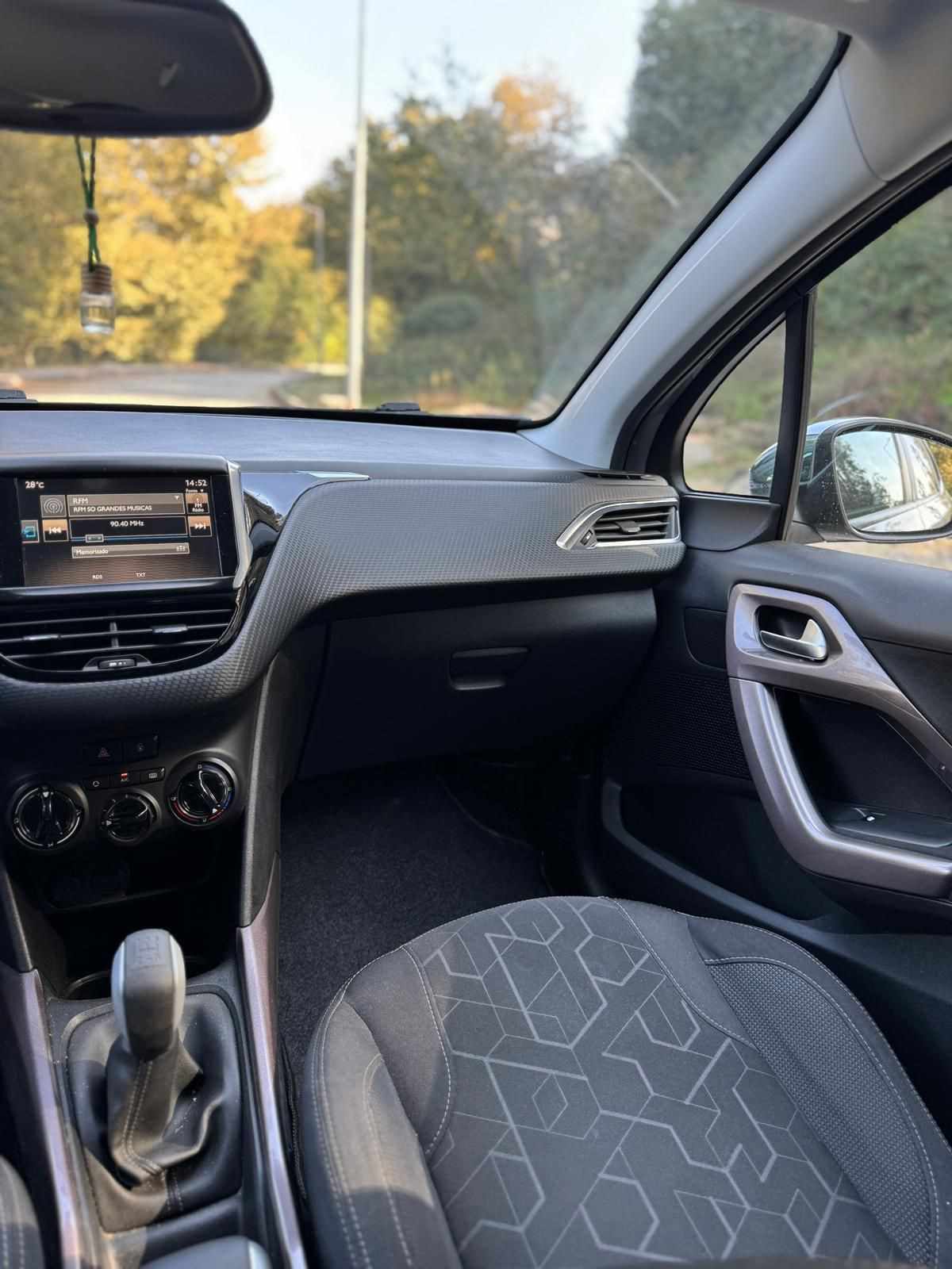 peugeot-2008-2016-gasolina-1199cc