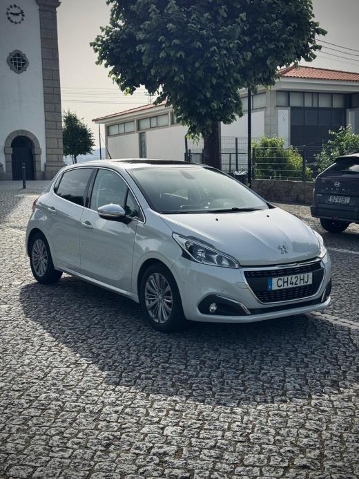 peugeot-208-2016-gasolina-1199cc