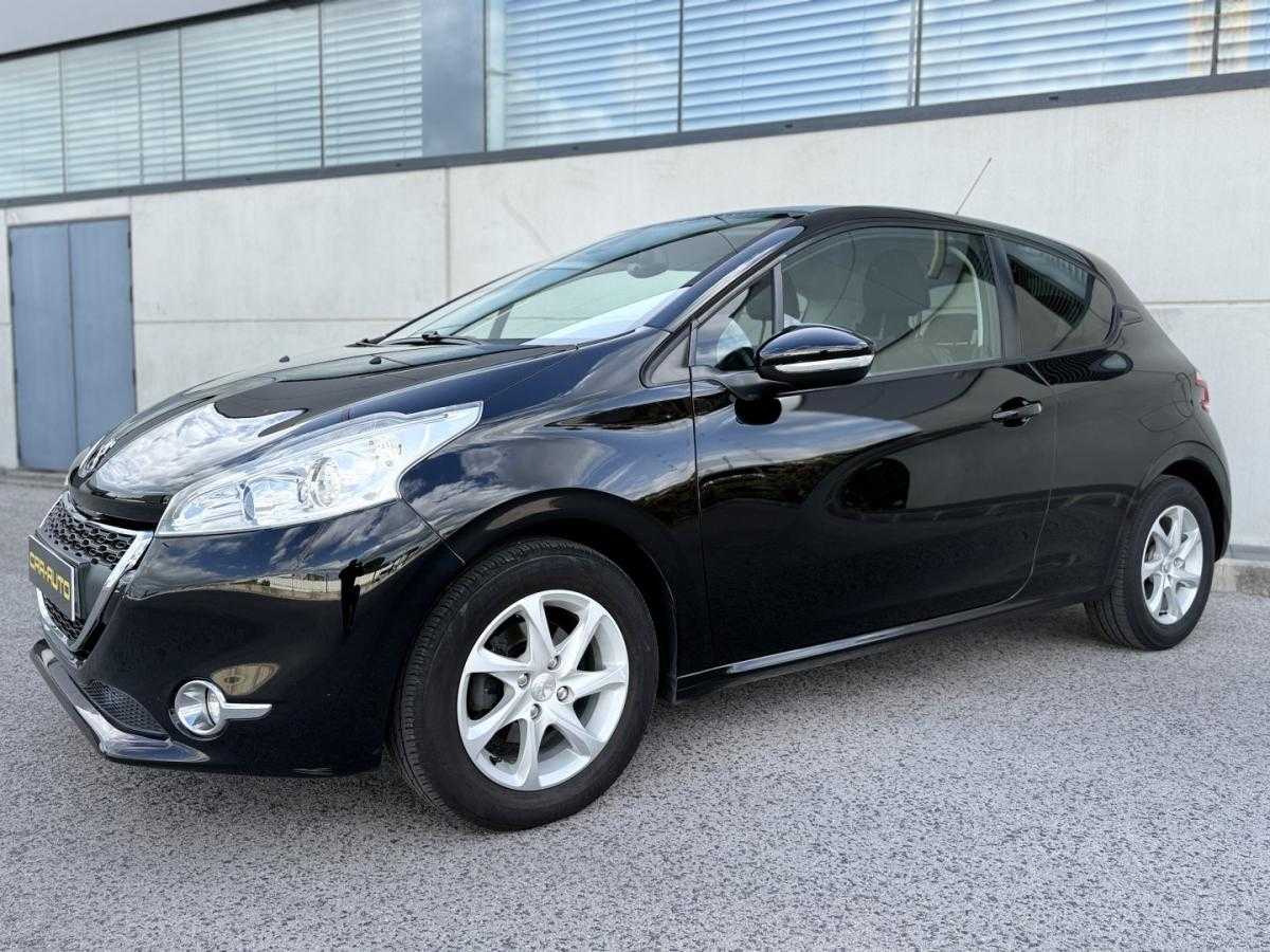 peugeot-208-2015-gasolina-1199cc