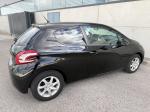 peugeot-208-2015-gasolina-1199cc