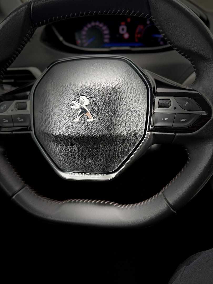 peugeot-3008-2021-diesel-1499cc