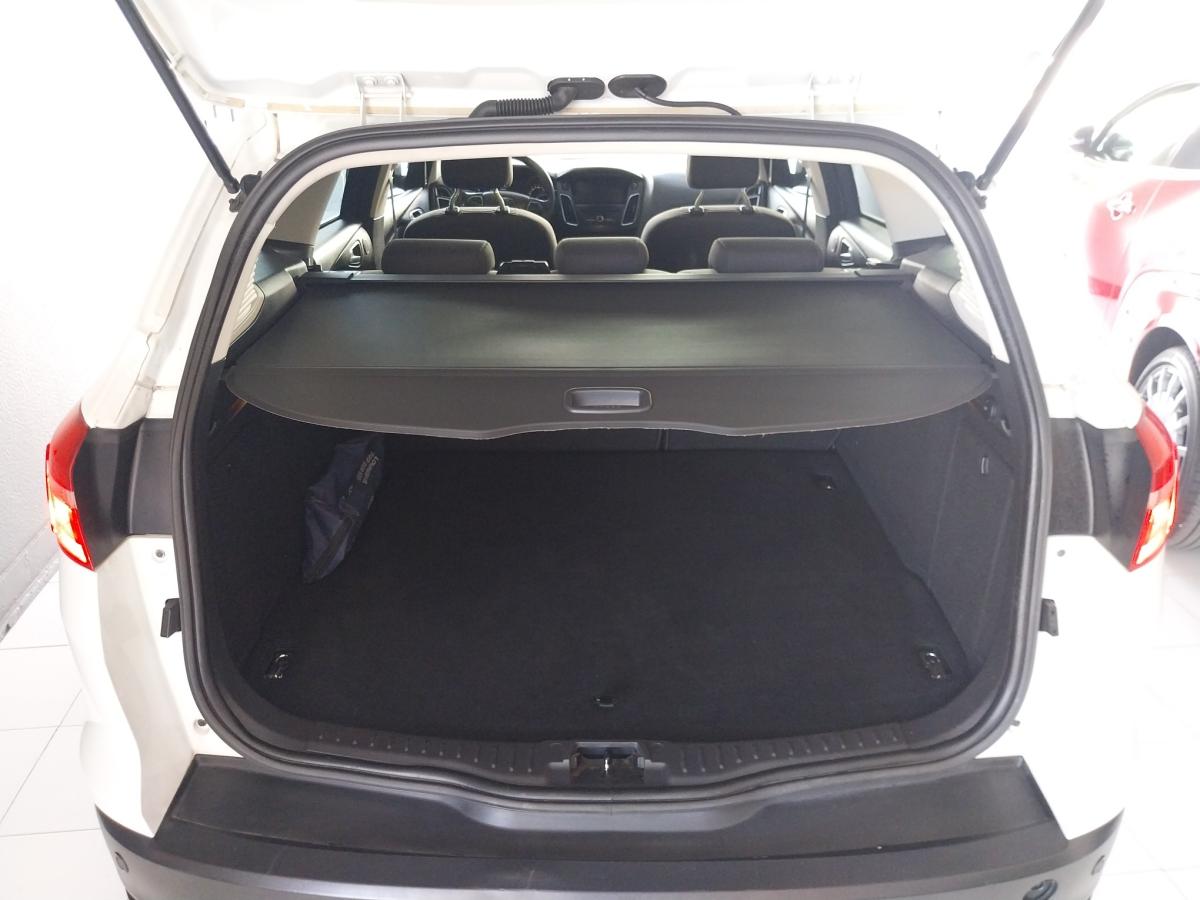 ford-focus-sw-2015-diesel-1499cc