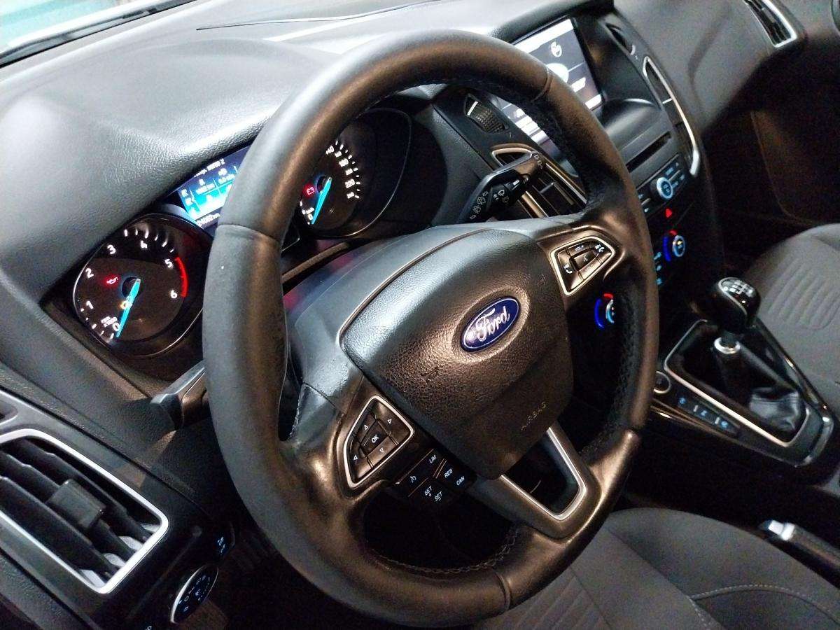 ford-focus-sw-2015-diesel-1499cc