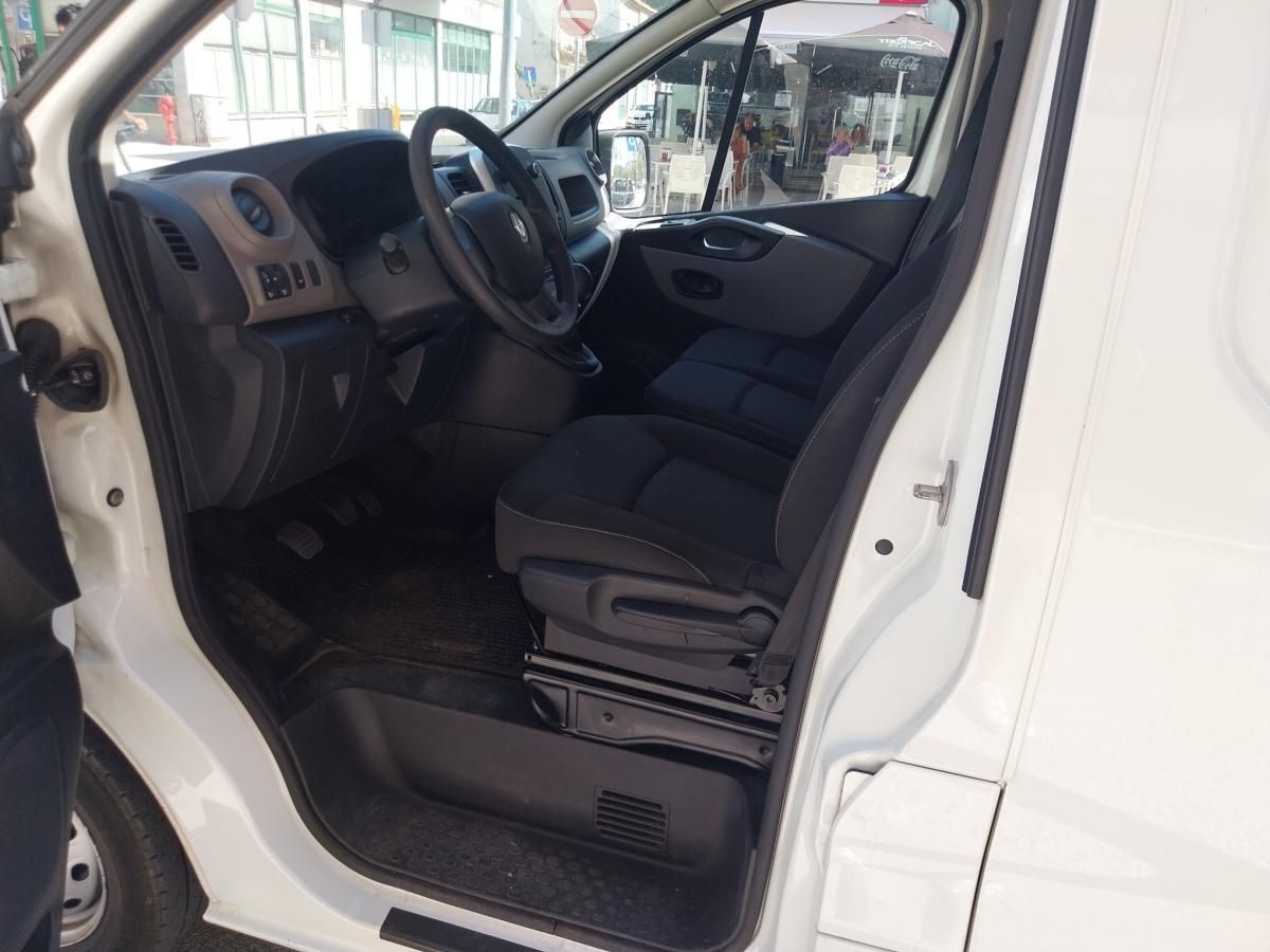 renault-trafic-2019-diesel-1598cc