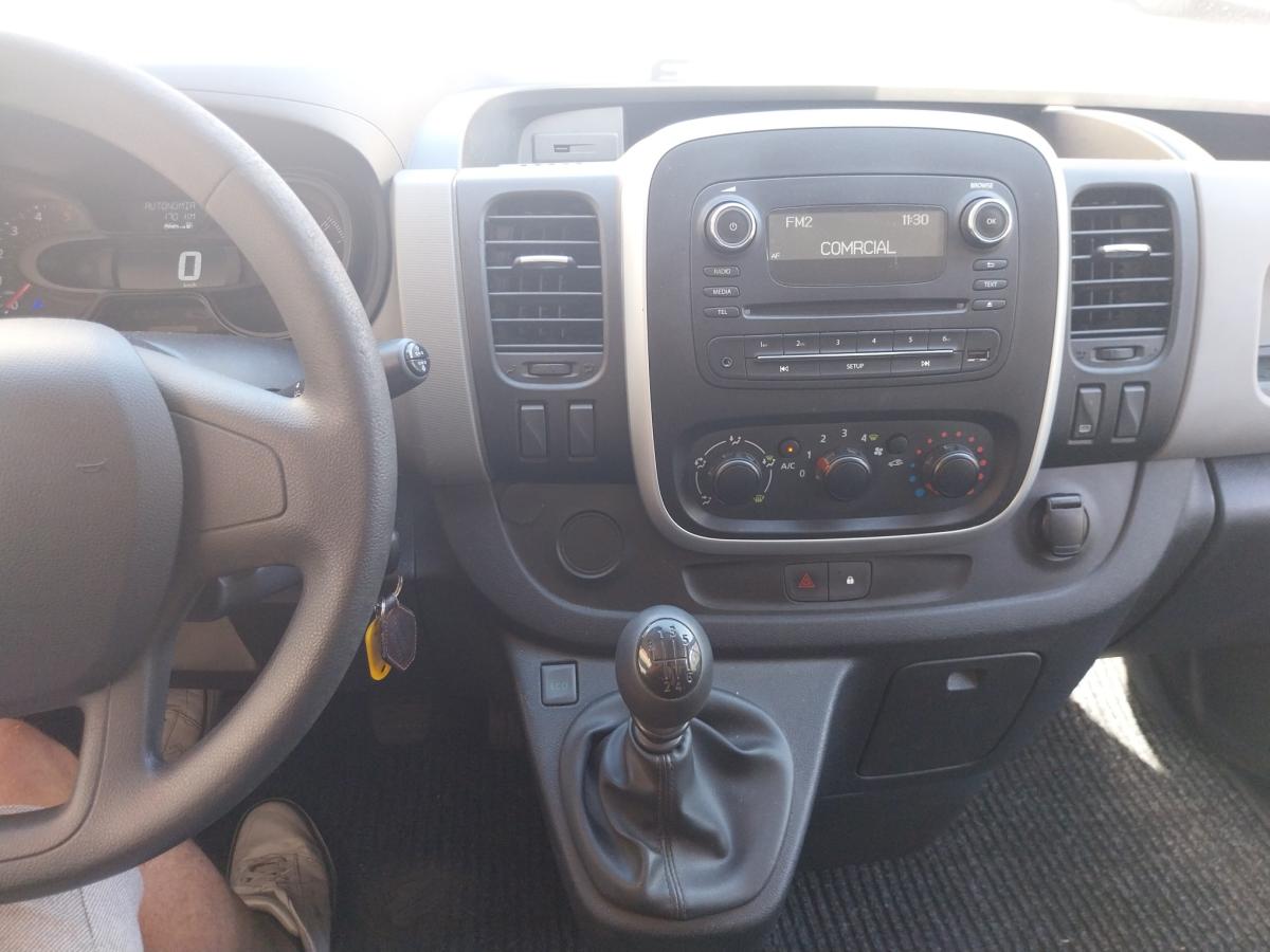 renault-trafic-2019-diesel-1598cc