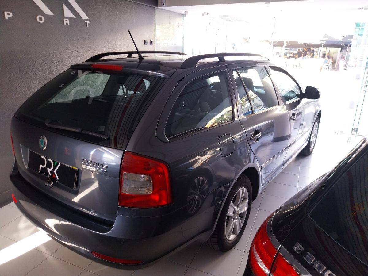 skoda-octavia-break-2011-diesel-1598cc