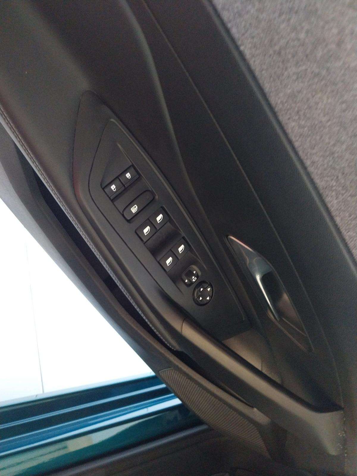 peugeot-308-2024-gasolina-1199cc