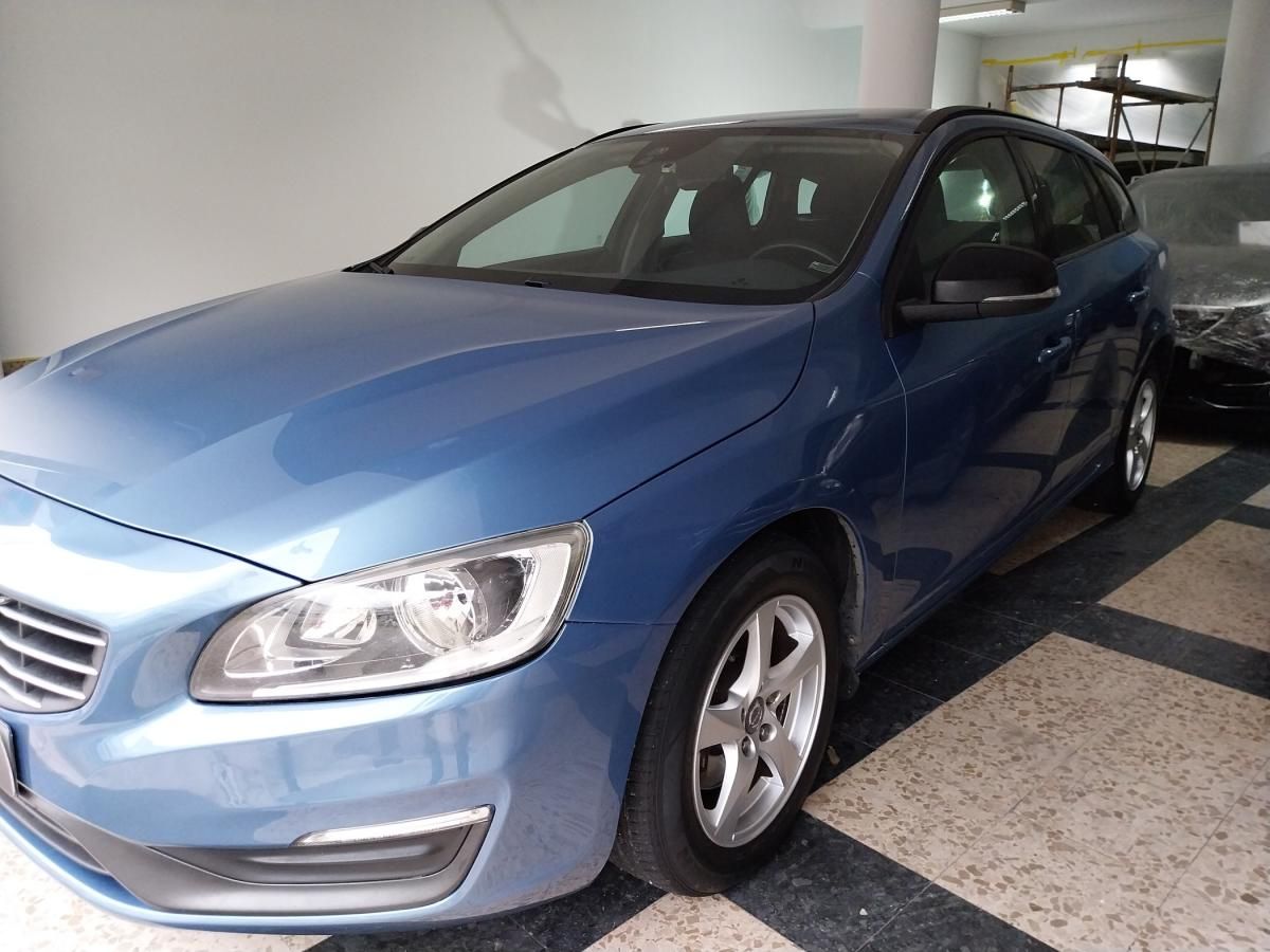 volvo-v60-2014-diesel-1560cc