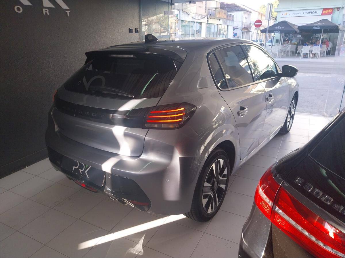 peugeot-208-2025-gasolina-1199cc