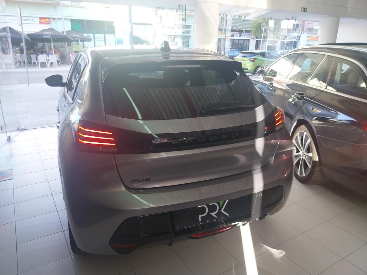 peugeot-208-2025-gasolina-1199cc