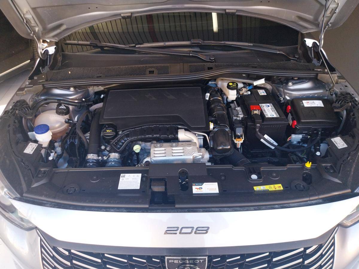 peugeot-208-2025-gasolina-1199cc