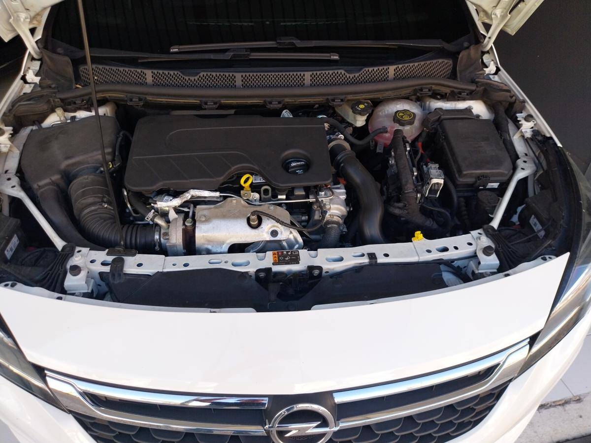 opel-astra-sport-tourer-2017-diesel-1598cc