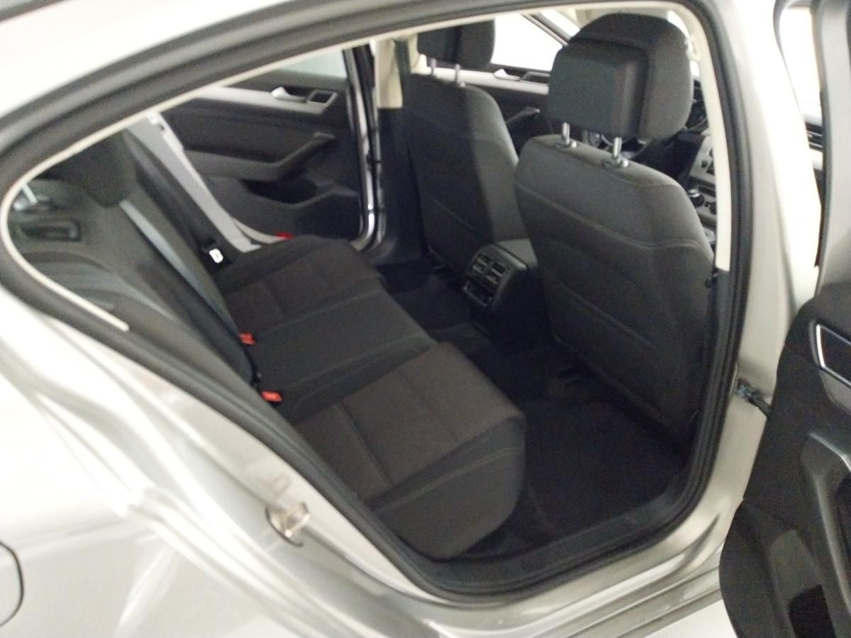 volkswagen-passat-2015-diesel-1598cc