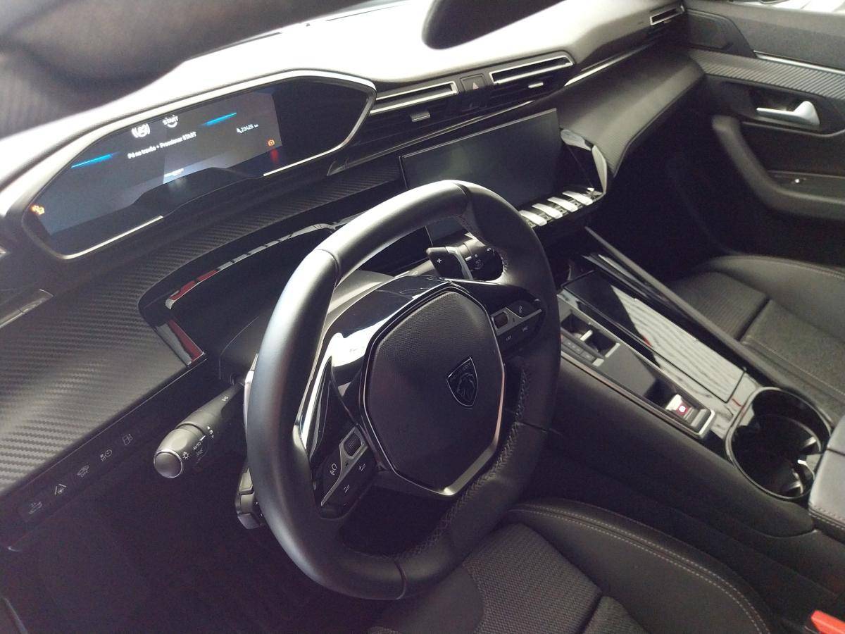 peugeot-508-sw-2024-hibrido-a-gasolina-1598cc