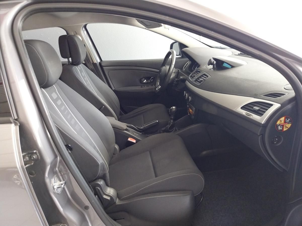 renault-megane-sport-tourer-2013-diesel-1461cc