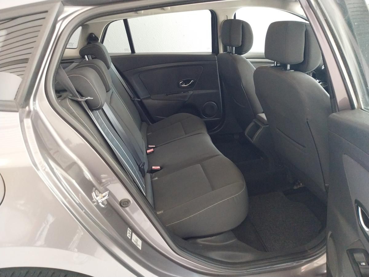 renault-megane-sport-tourer-2013-diesel-1461cc