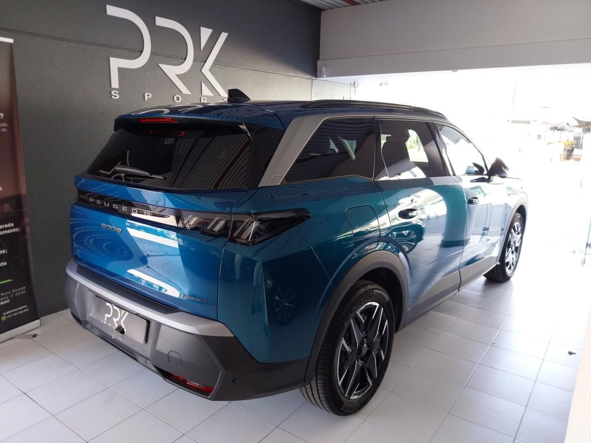 peugeot-5008-2025-hibrido-a-gasolina-1199cc