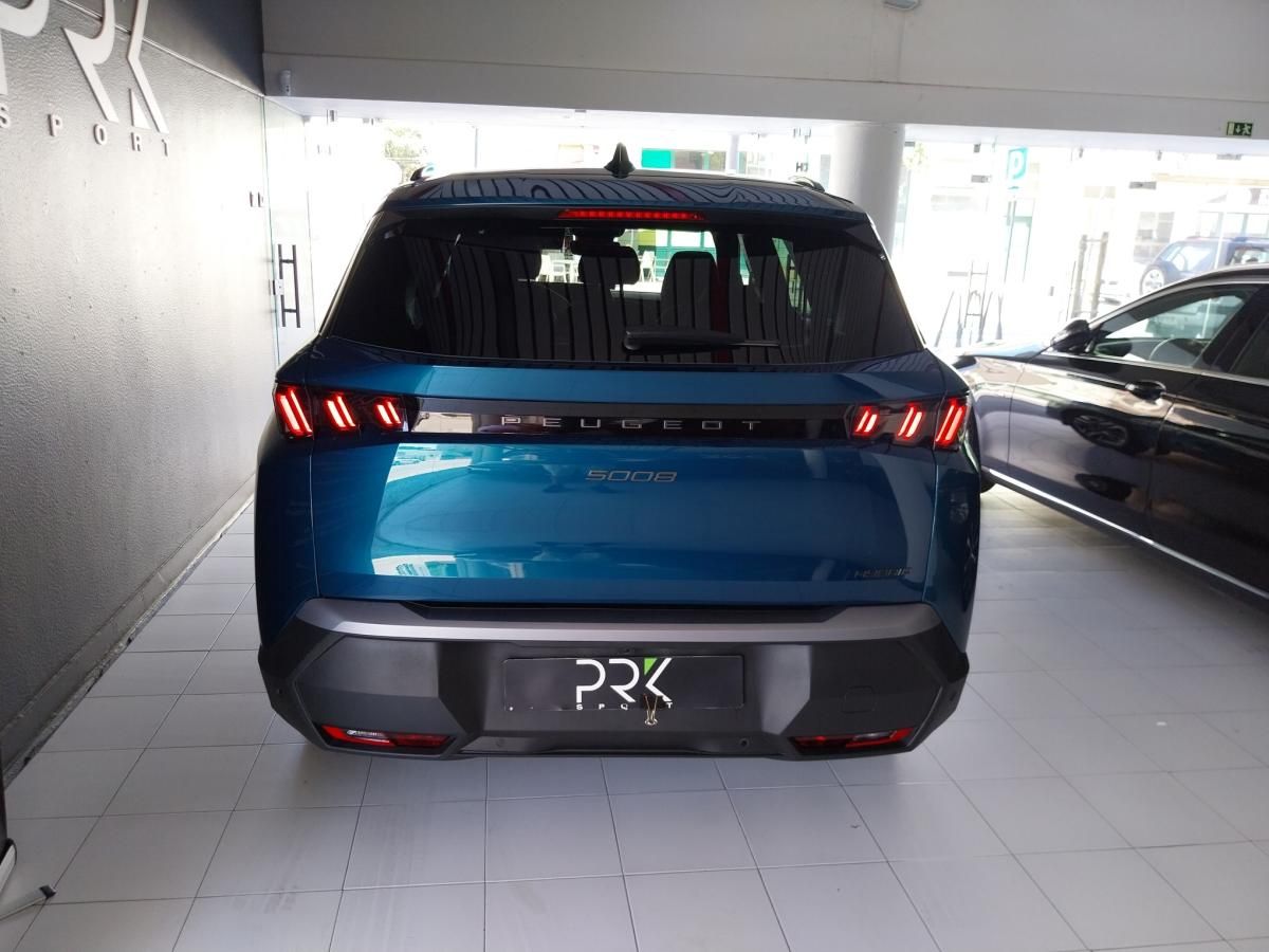 peugeot-5008-2025-hibrido-a-gasolina-1199cc