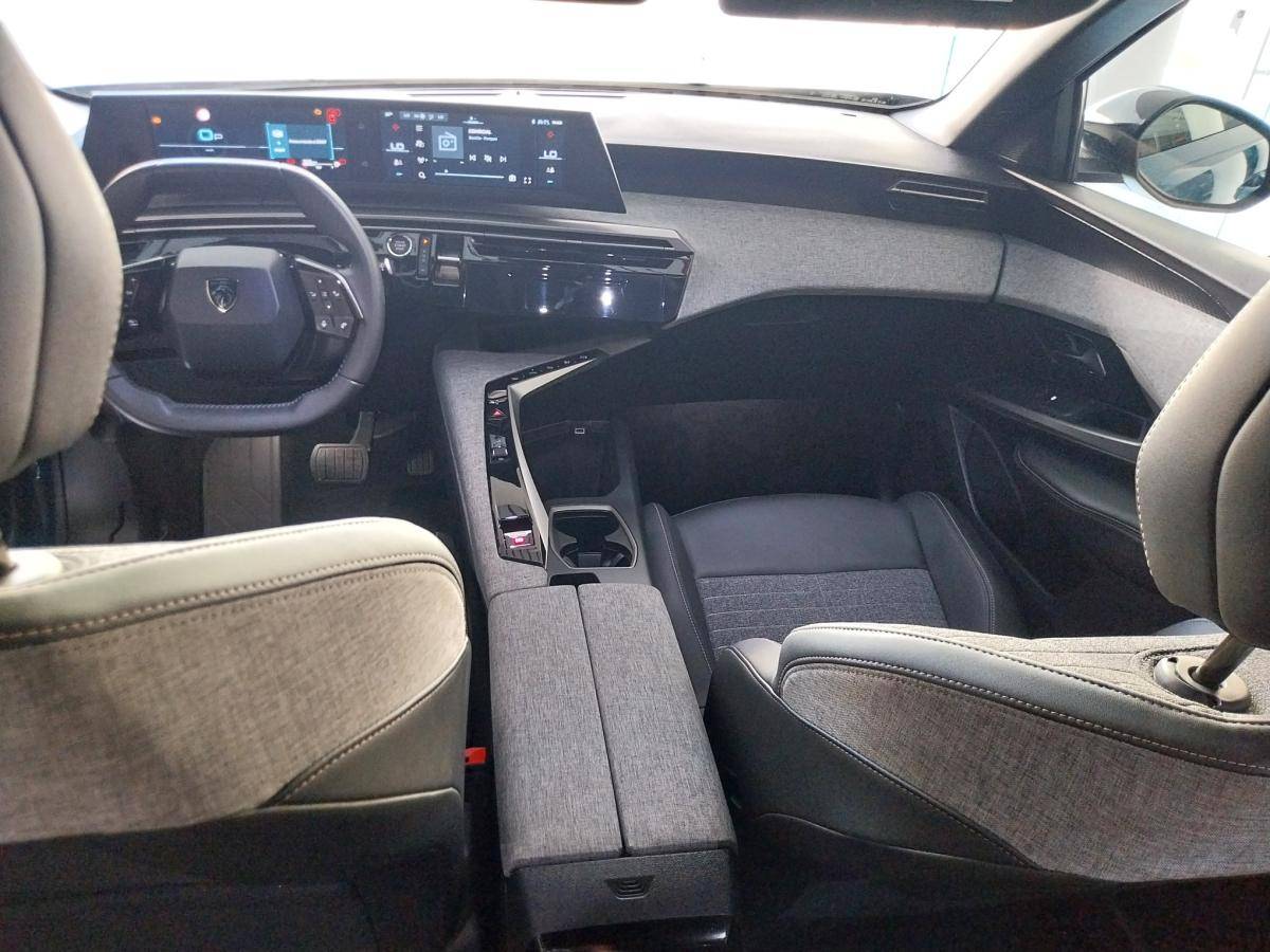 peugeot-5008-2025-hibrido-a-gasolina-1199cc
