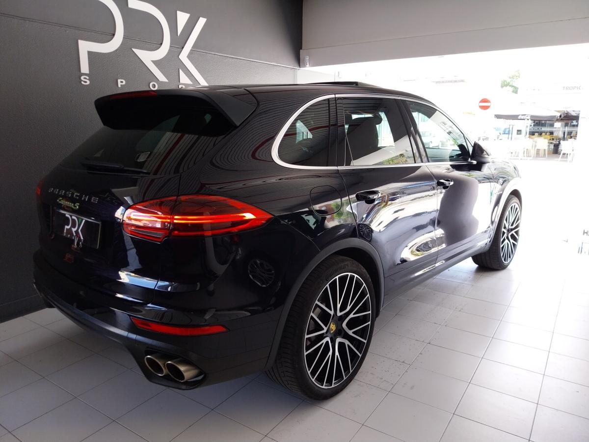 porsche-cayenne-2015-hibrido-a-gasolina-2995cc