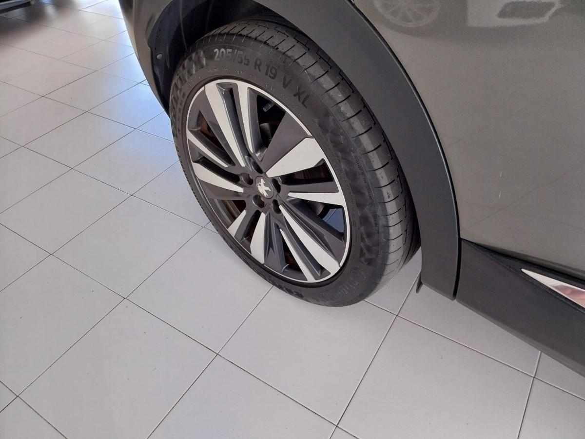 peugeot-3008-2017-diesel-1560cc