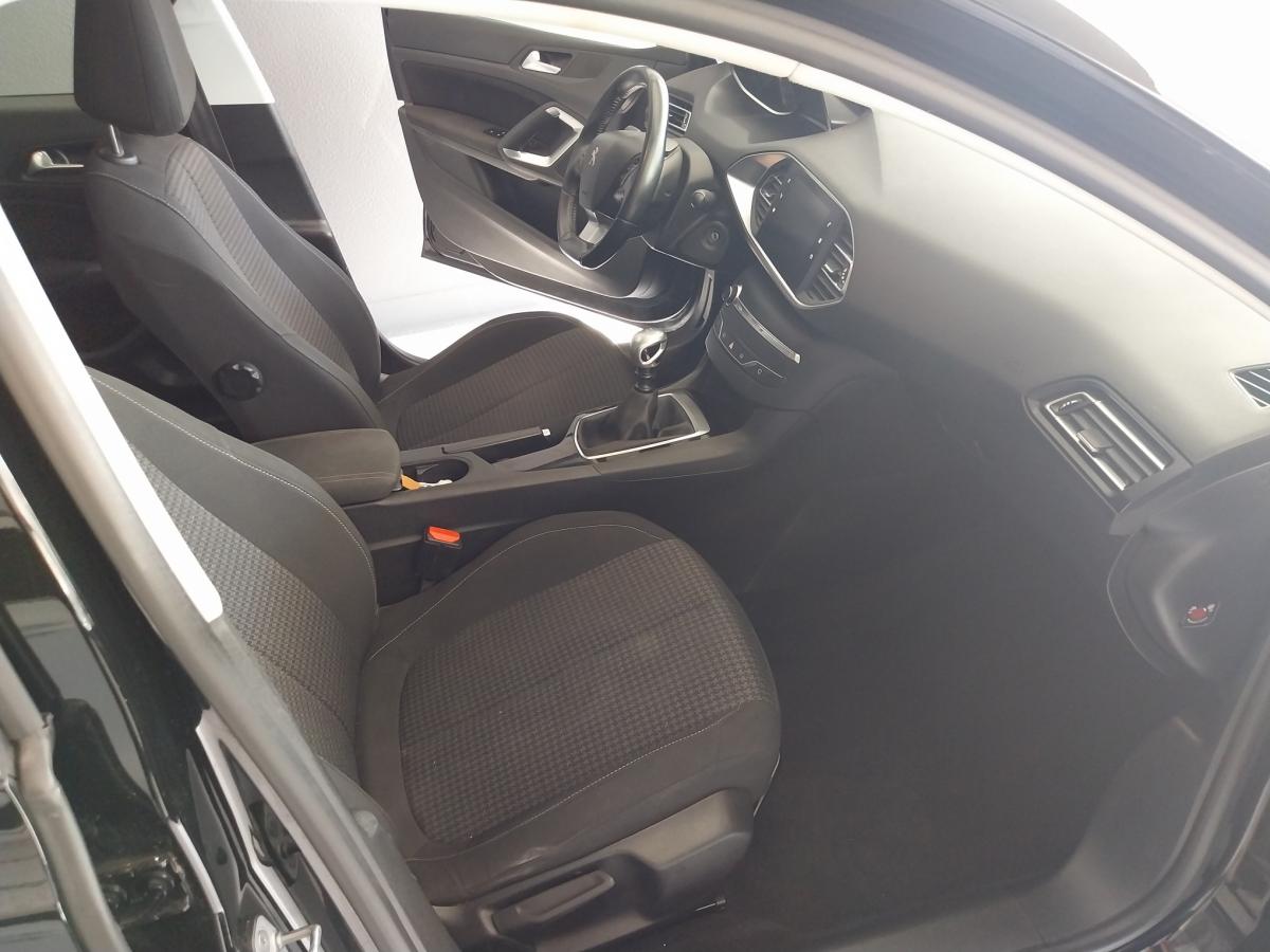 peugeot-308-2018-diesel-1560cc