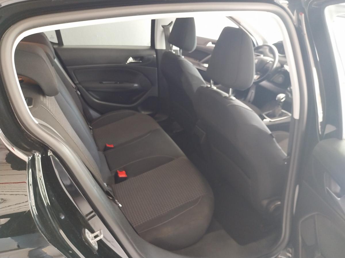 peugeot-308-2018-diesel-1560cc