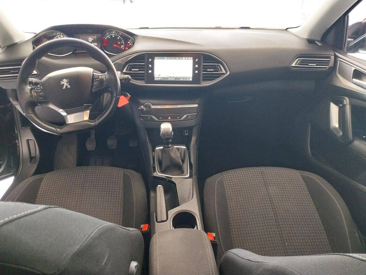 peugeot-308-2018-diesel-1560cc