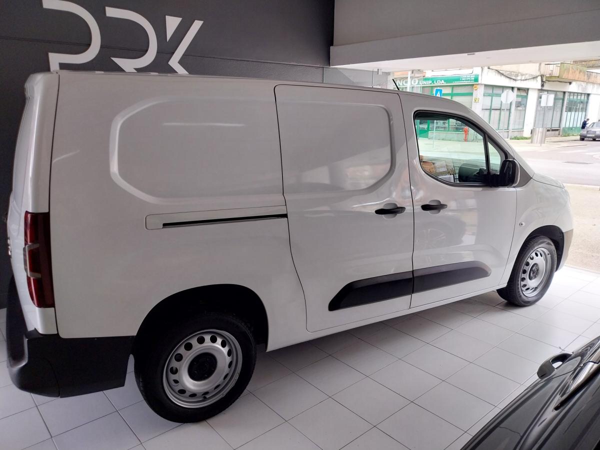 opel-combo-2019-diesel-1560cc