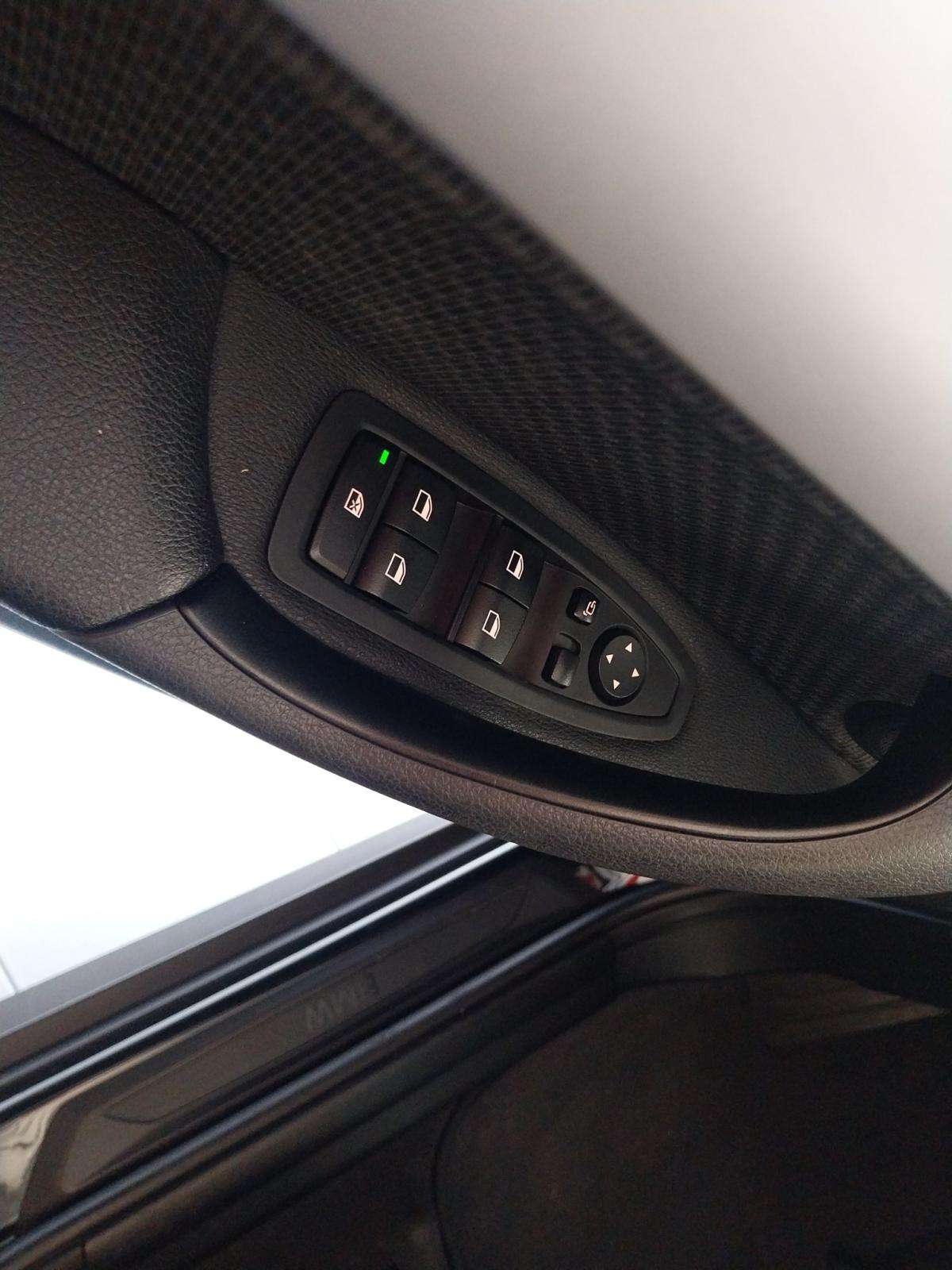 bmw-x1-2021-hibrido-a-gasolina-1499cc