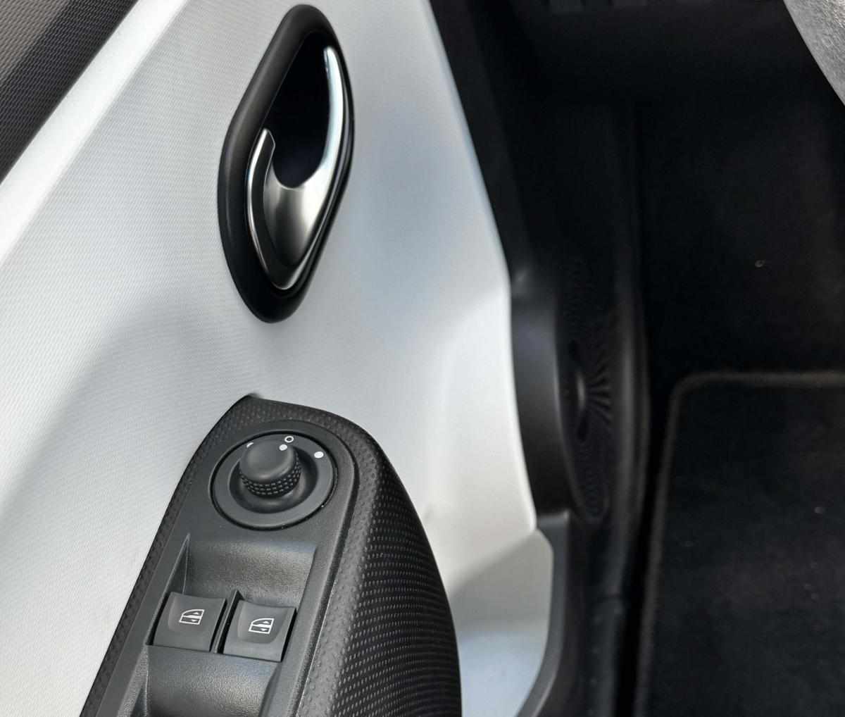 renault-twingo-z-e-2021-eletrico