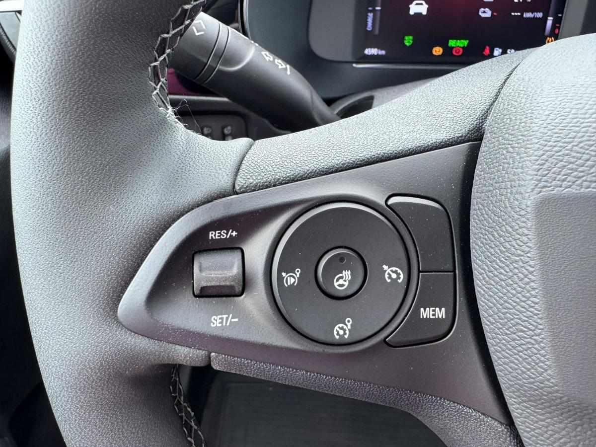 opel-corsa-electric-51-kwh-2024-eletrico