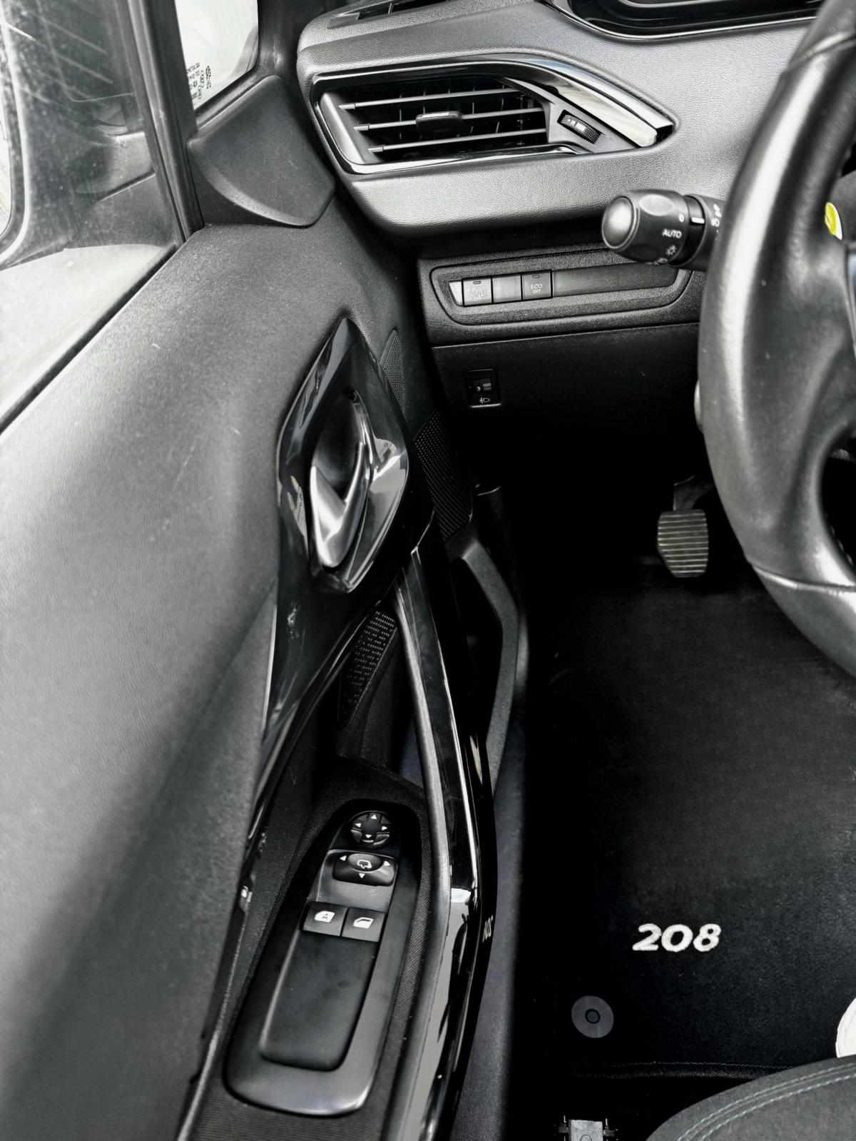 peugeot-208-1-5-bluehdi-2018-diesel-1499cc