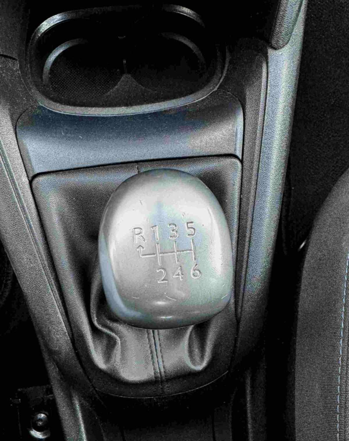 peugeot-208-1-5-bluehdi-2018-diesel-1499cc
