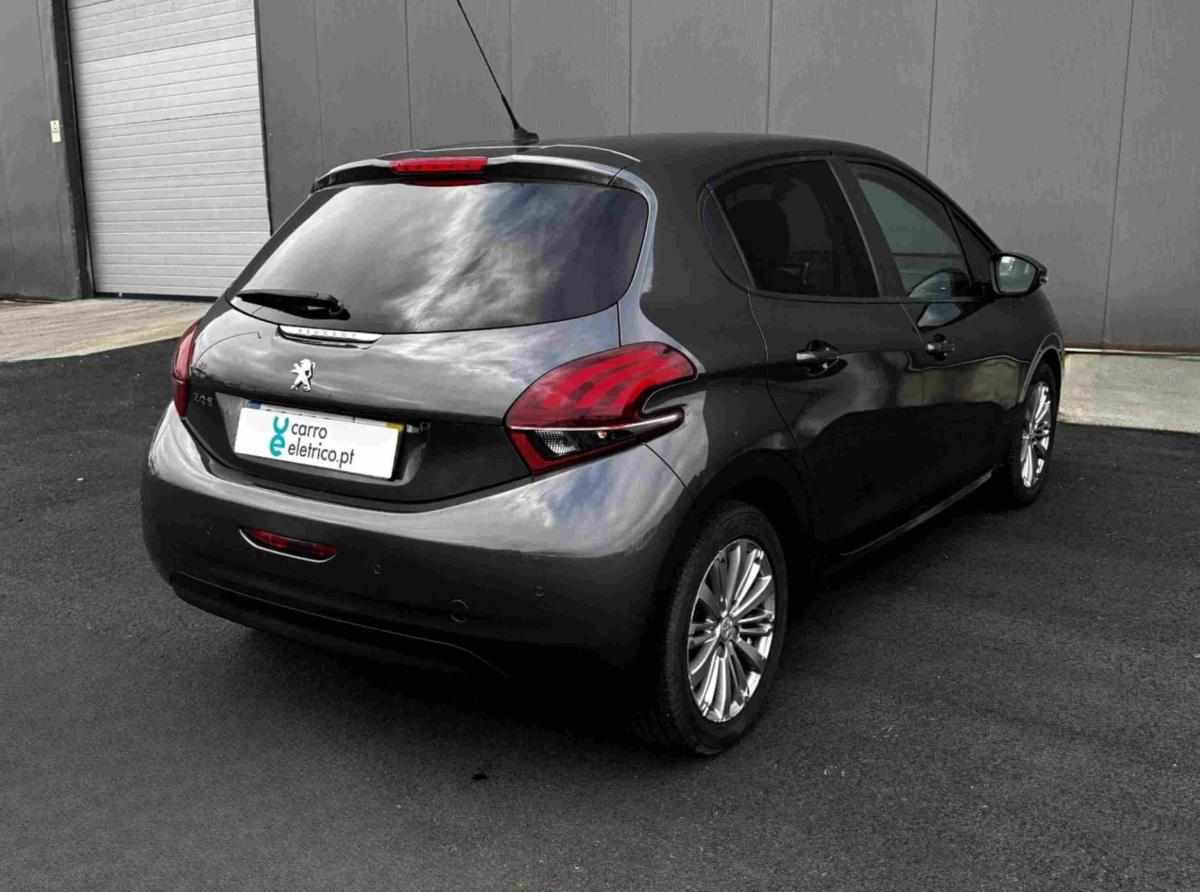 peugeot-208-1-5-bluehdi-2018-diesel-1499cc