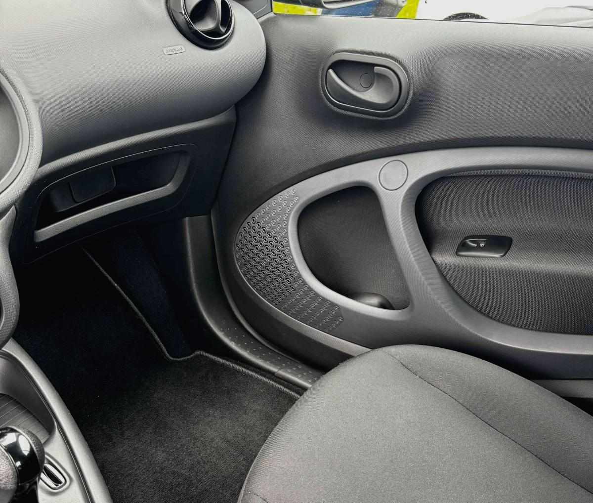 smart-fortwo-17-6-kwh-2022-eletrico