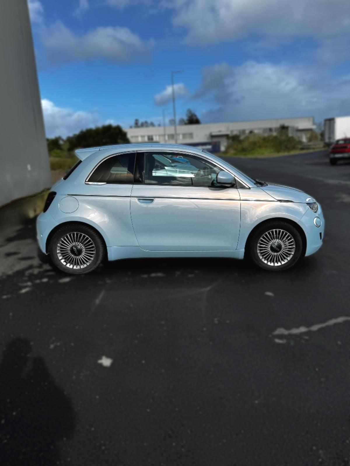 fiat-500e-42-kwh-2023-eletrico
