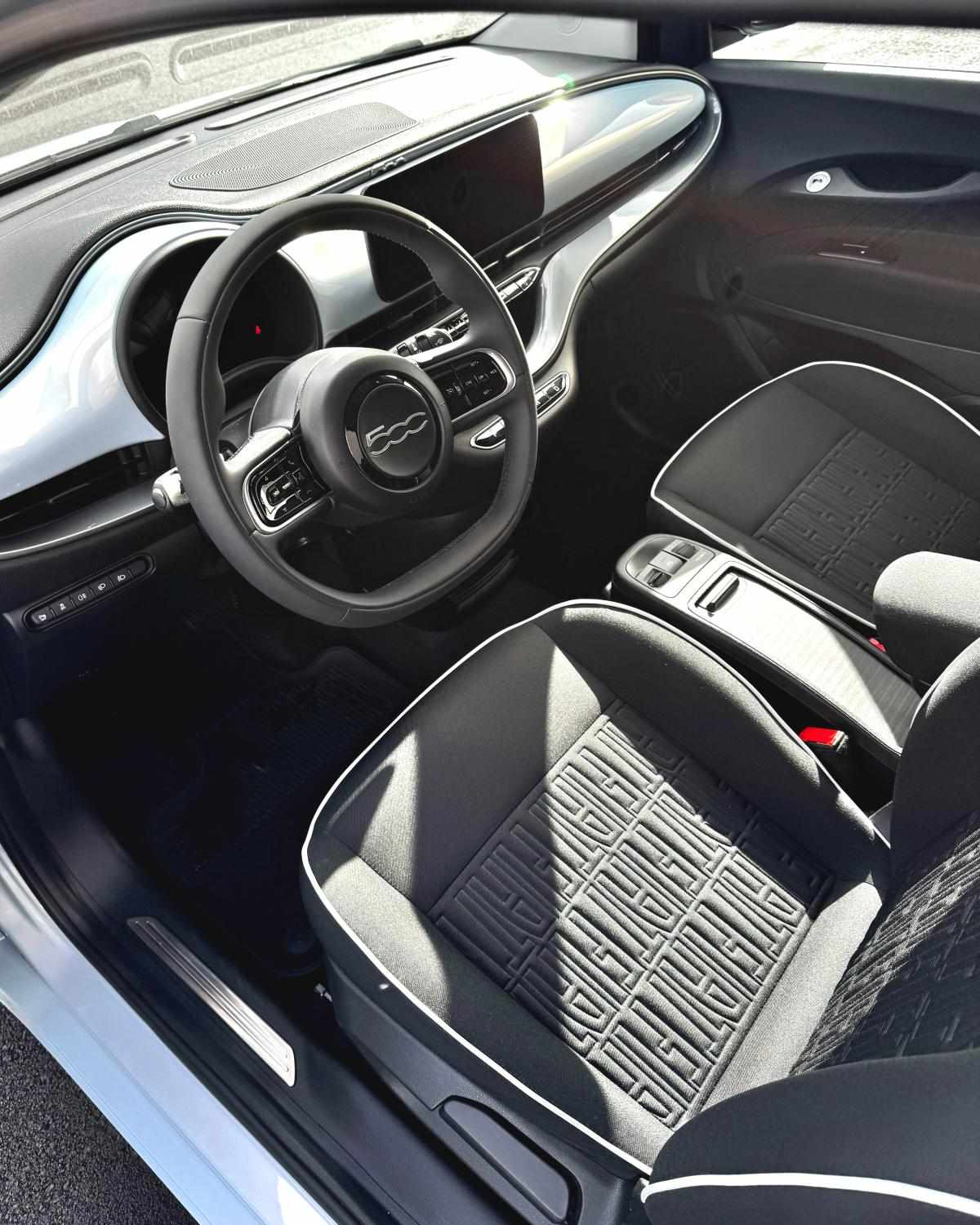 fiat-500e-42-kwh-2023-eletrico