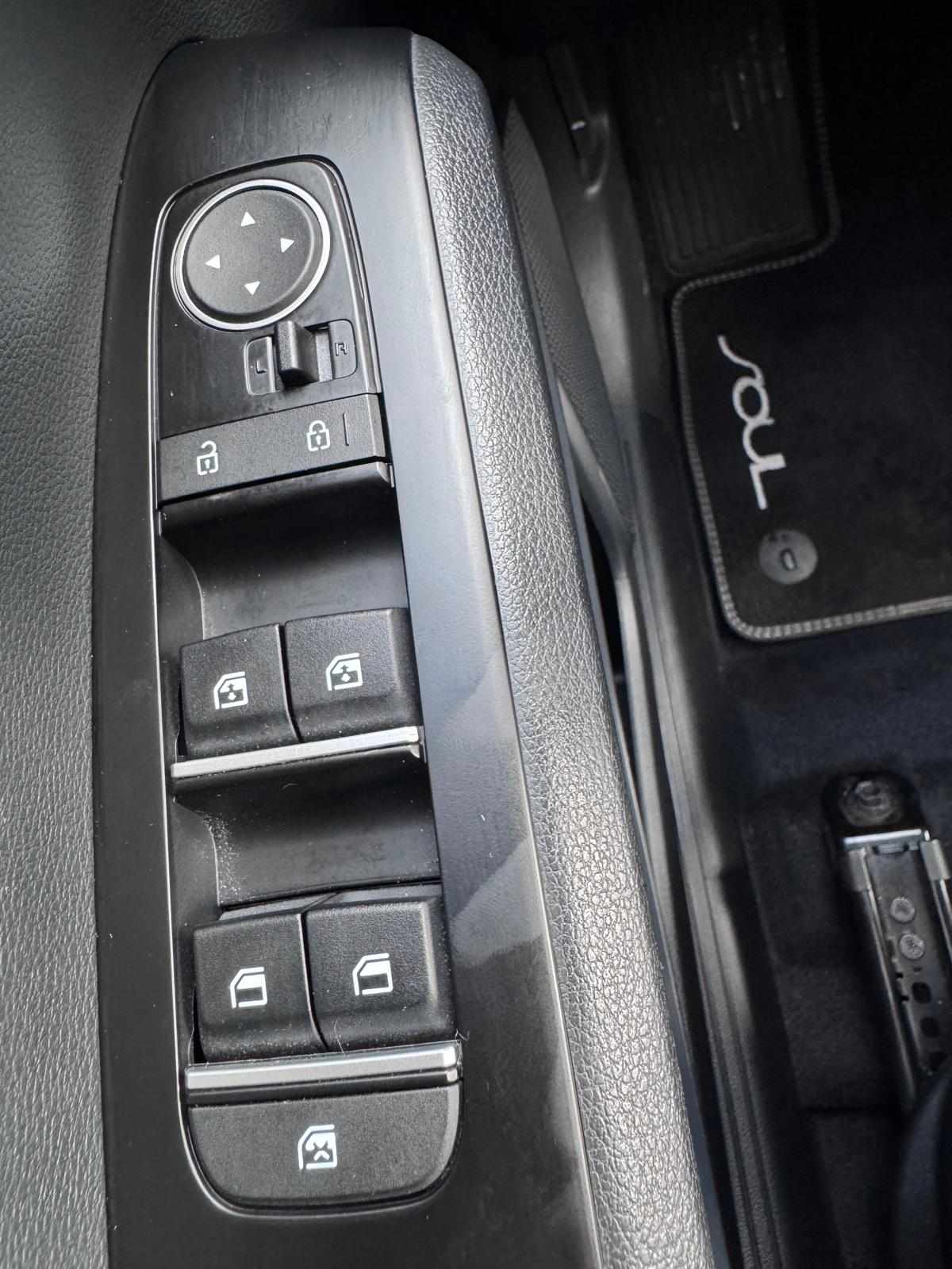 kia-soul-64-kwh-2023-eletrico