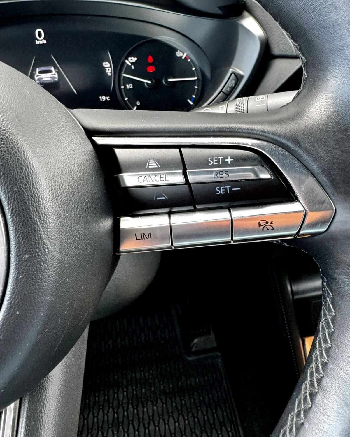 mazda-mx-30-35-5-kwh-e-skyactiv-2021-eletrico