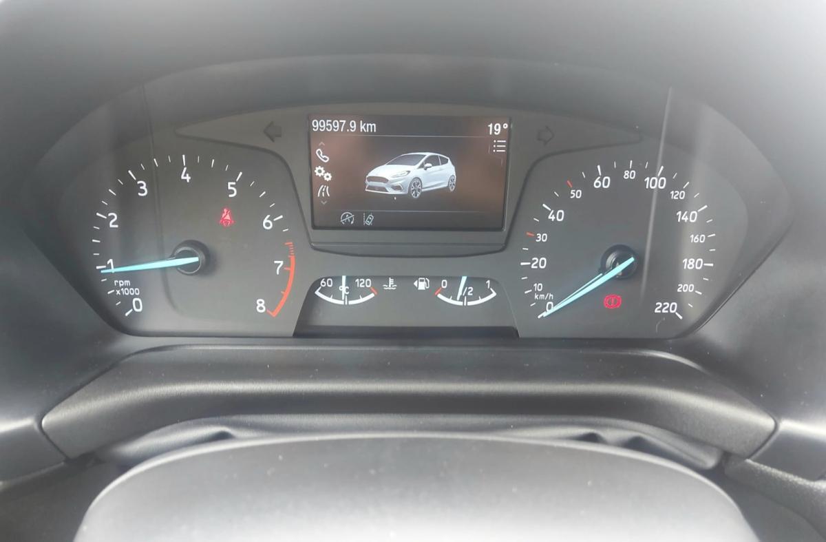 ford-fiesta-2018-gasolina-998cc