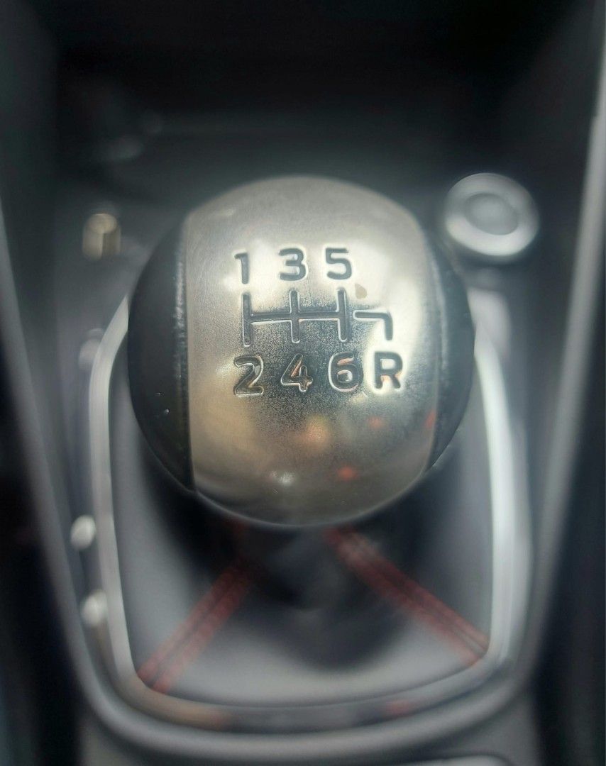ford-fiesta-2018-gasolina-998cc